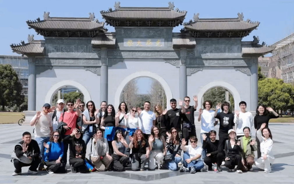 中意青年共筑友谊桥梁——“知行中国”意大利大学生来华交流团走进402cc永利官网